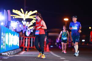 BIB: 6120
                            <button type="button" onclick="openModal(22985917)" class="btn btn-primary btn-sm float-right btn-popup" data-toggle="modal" data-target=".modal-high-quality">
                        <i class="fas fa-shopping-cart"></i> Add to Cart
                    </button>
                                            <button type="button" onclick="isThisMe(22985917, true)" class="btn btn-success btn-sm float-right btn-popup btn-isme hidden" data-toggle="tooltip" data-placement="bottom" title="นี่คือรูปของคุณใช่ไหม คลิกที่นี่เพื่อเอาเข้าอัลบั้ม">
                        <i class="fas fa-plus"></i> Add to album
                    </button>
                    <button type="button" onclick="isThisMe(22985917, false)" class="btn btn-warning btn-sm float-right btn-popup btn-isnotme hidden">
                        <i class="fas fa-ban"></i> Remove from album
                    </button>